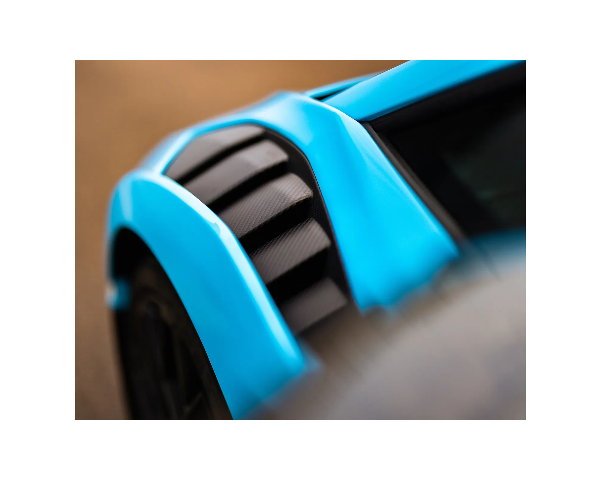 Aile carbone Lamborghini Huracán STO