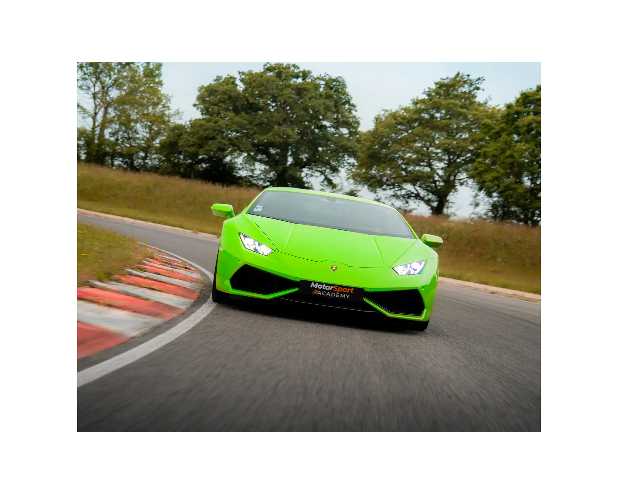 Stage de pilotage Lamborghini Huracán sur circuit automobile