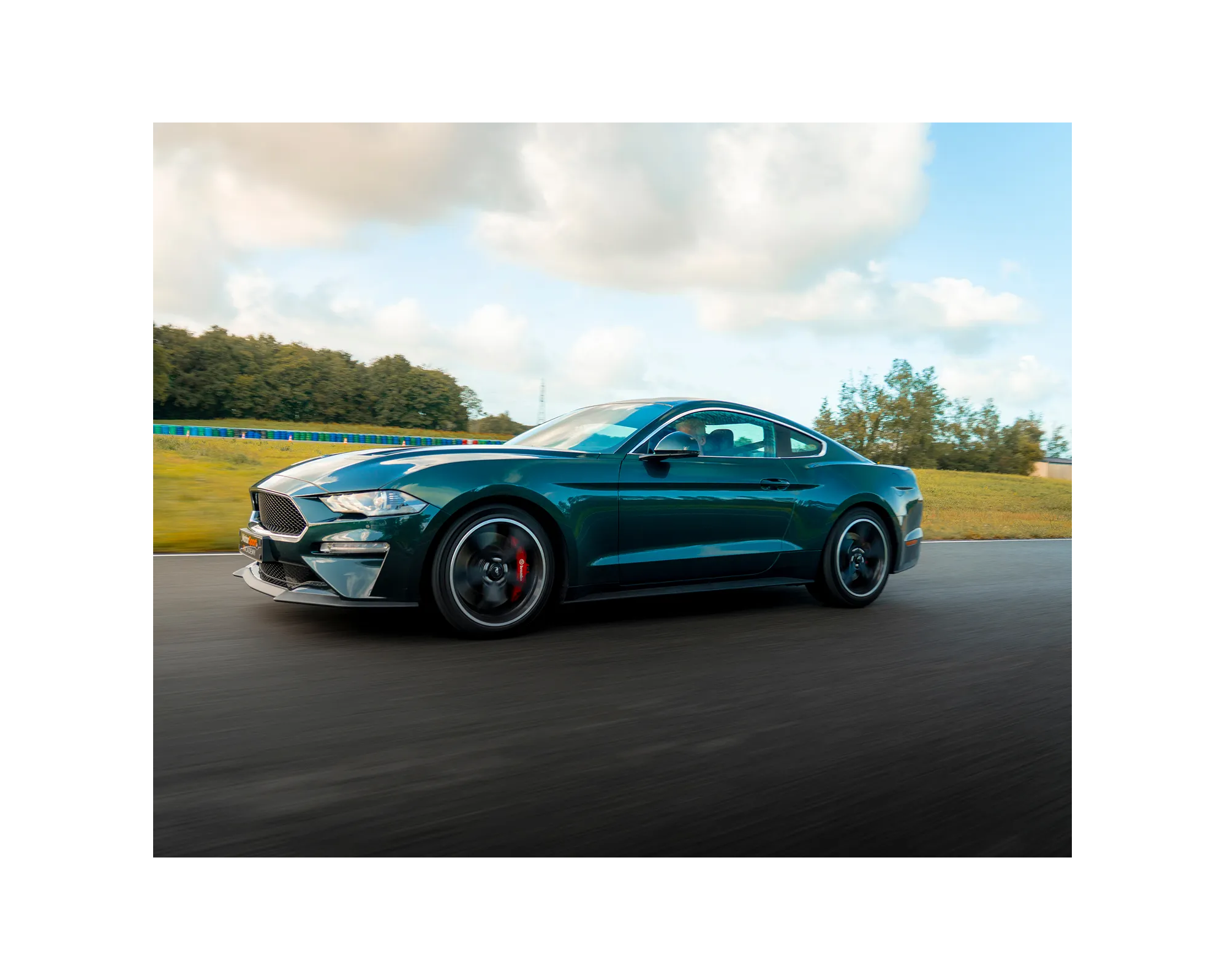 Vue profil Ford Mustang Bullitt