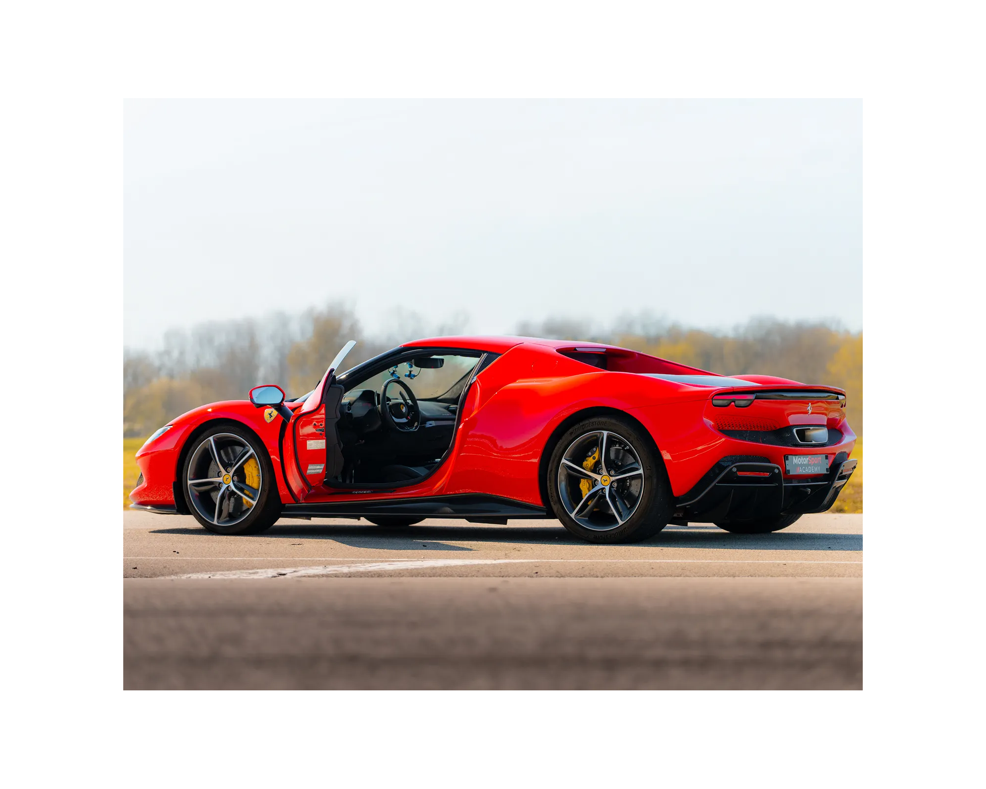 Vue profil Ferrari 296 GTB