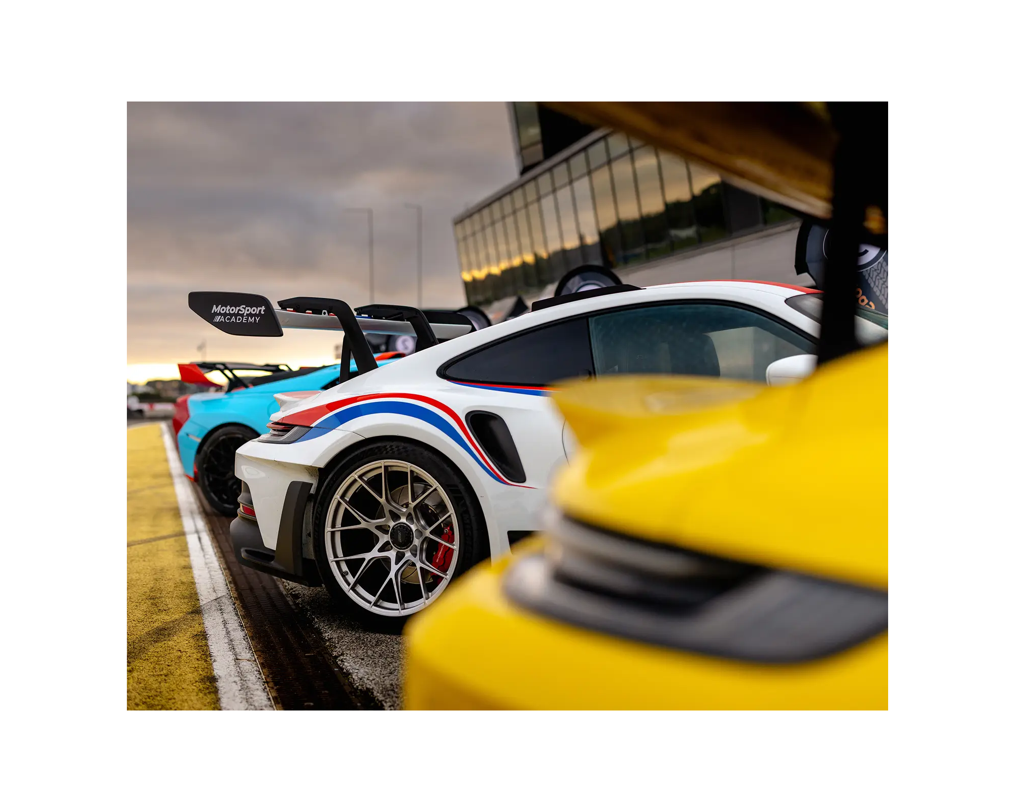 Stage de pilotage Porsche 992 GT3RS et Lamborghini Huracan STO