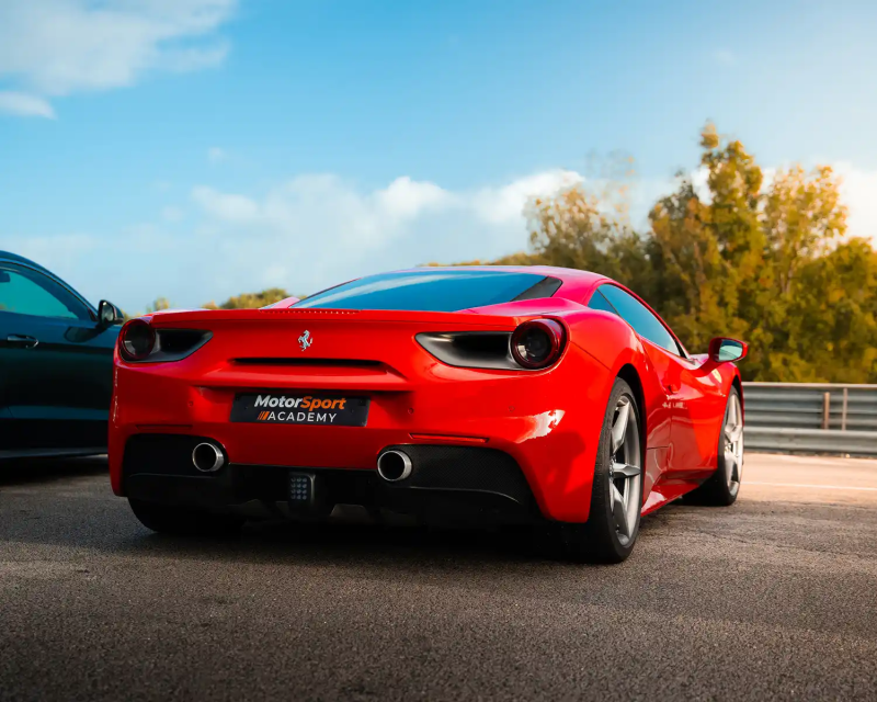 Ferrari 488 GTB sur circuit