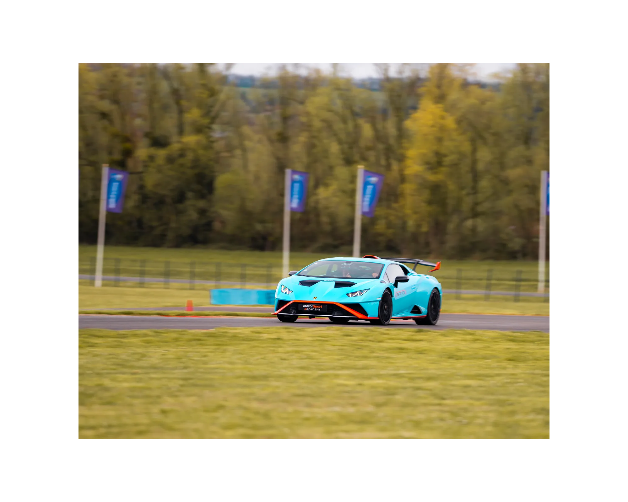 Stage de Pilotage Le Bourbonnais - Pilotez sur le circuit du Bourbonnais