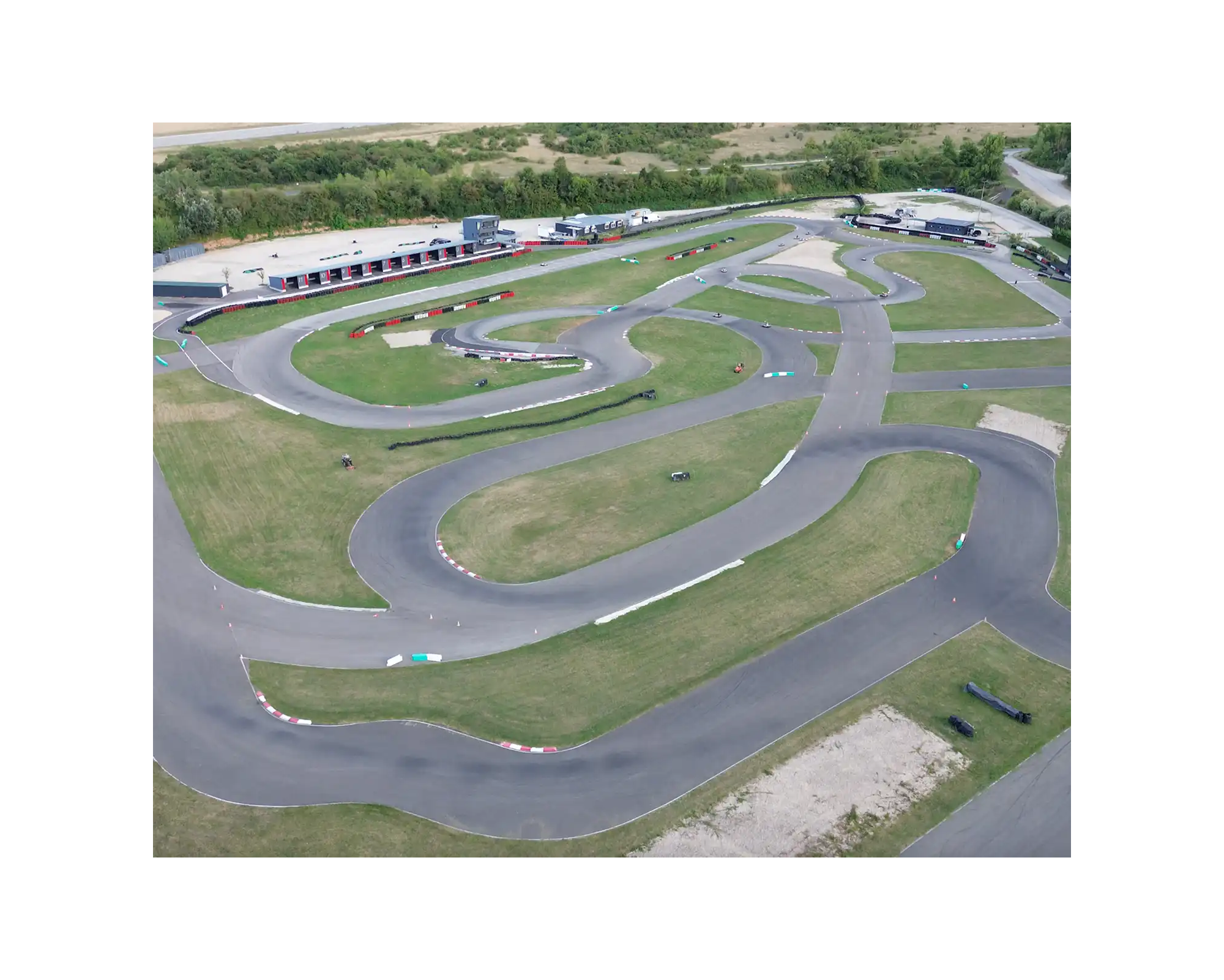 Vue aérienne circuit du Bugey (01)