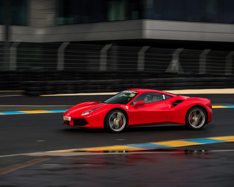 Stage pilotage Ferrari 488 GTB sur le circuit du Mans