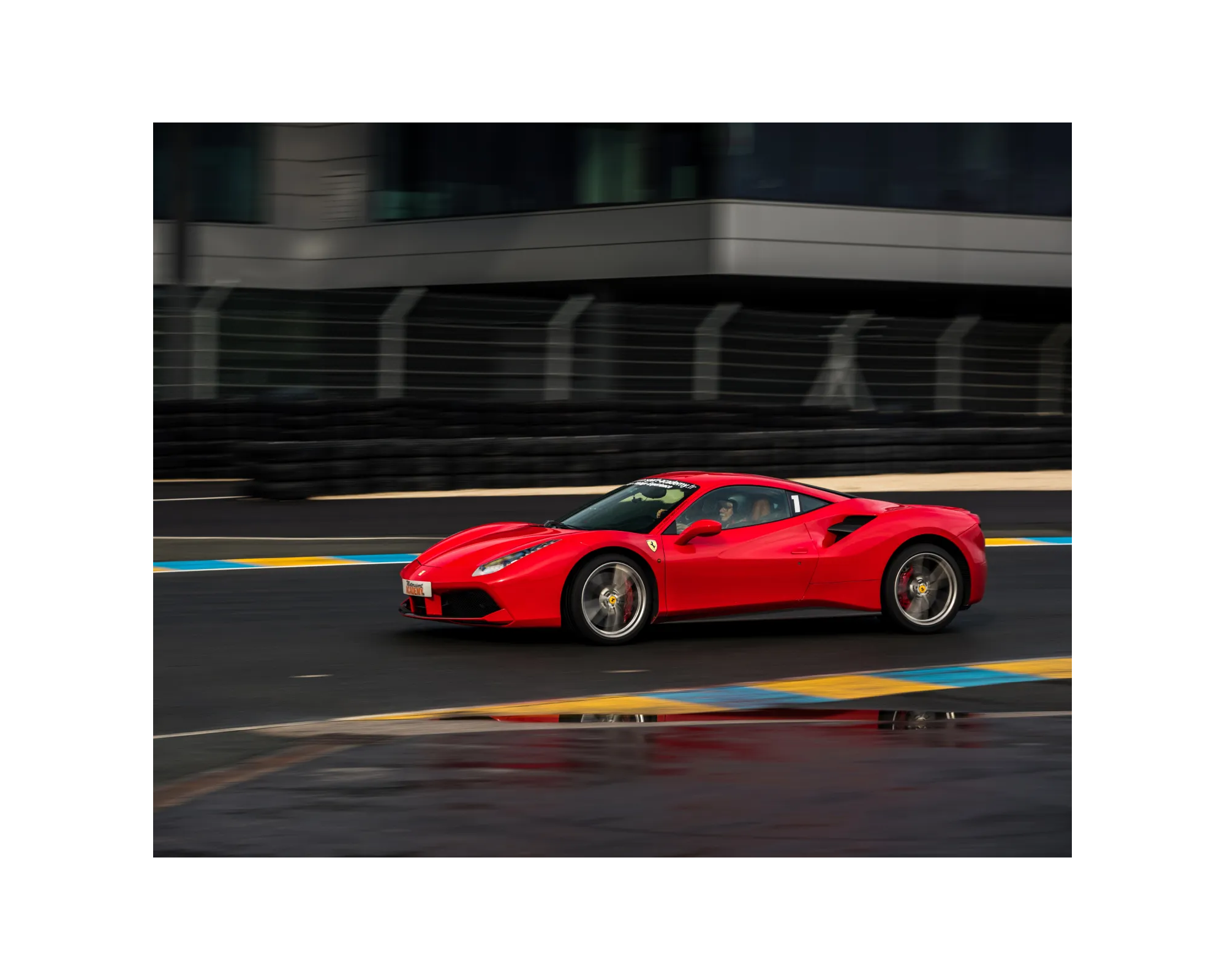 Stage pilotage Ferrari 488 GTB sur le circuit du Mans