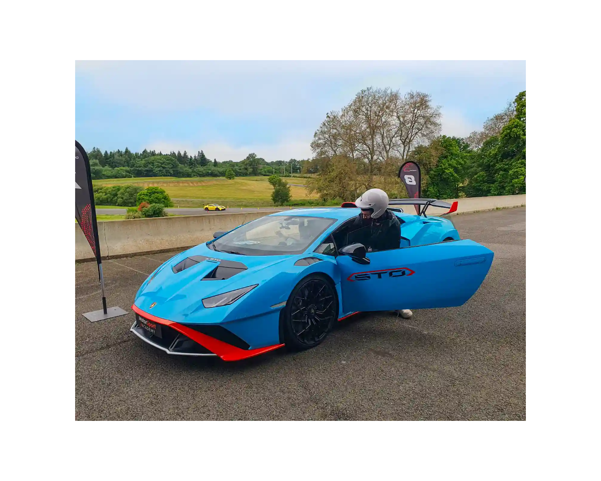 Lamborghini Huracán STO à Mornay (23)