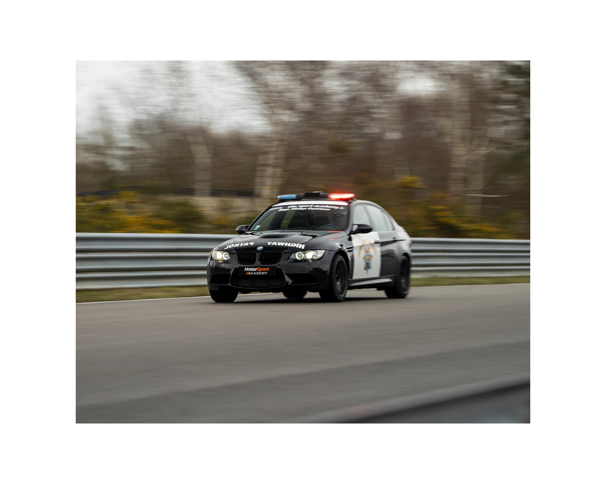 BMW M3 sur circuit