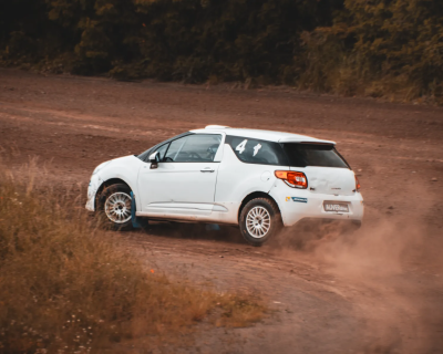 Stage de Pilotage Rallye en DS3 - Circuit Terre Issoire