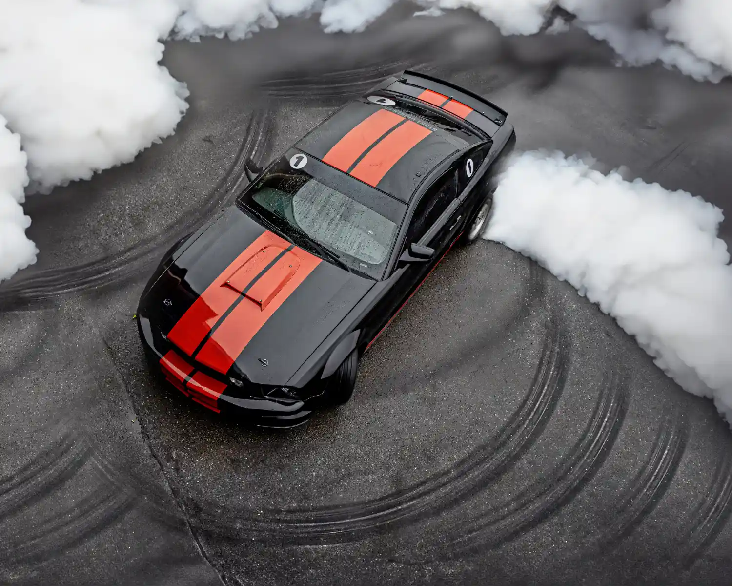 Ford mustang V8 en donut