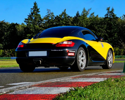 Porsche Cayman vue arrière