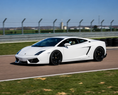 Vue de profil Lamborghini Gallardo