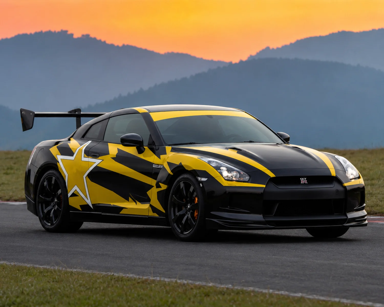 Nissan GTR R35 Aerokit sur circuit