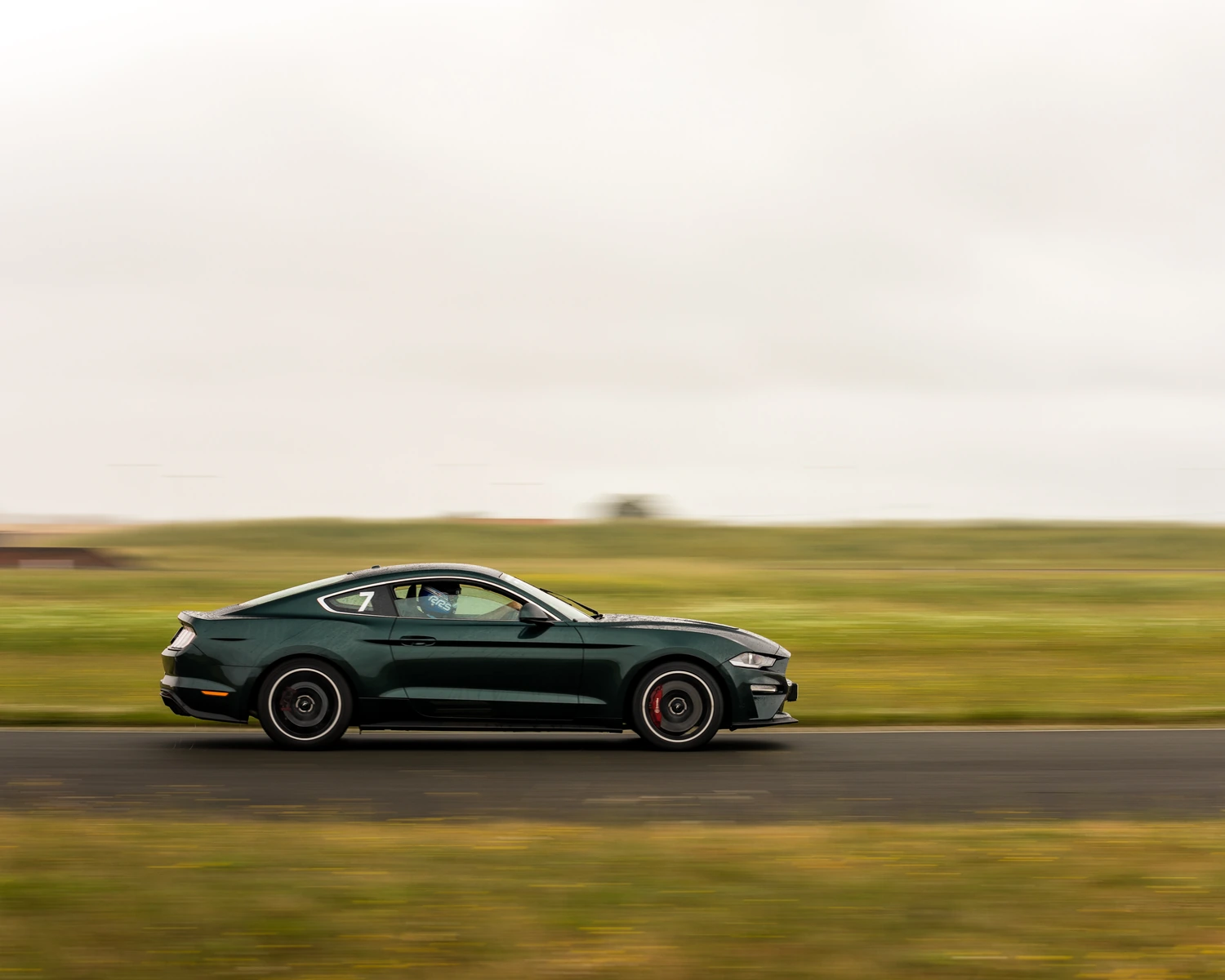 Ford Mustang bullitt à Fontenay-le-Comte
