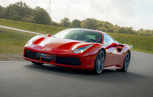 Stage de pilotage Ferrari au Bourbonnais
